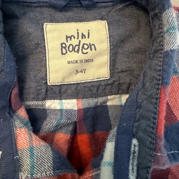 Mini Boden boys flannel 3-4t - Picture 2 of 2